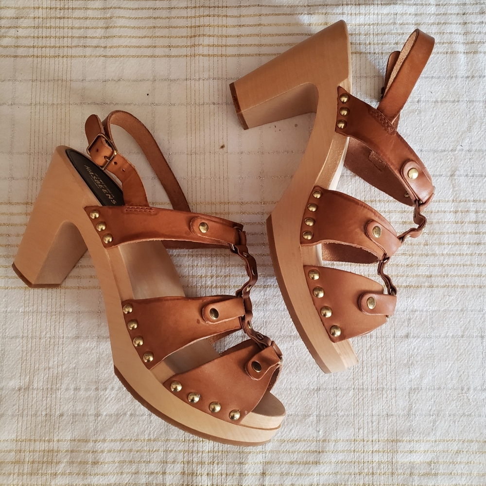 Swedish Hasbeens Brassy gold stud sandals 39/8